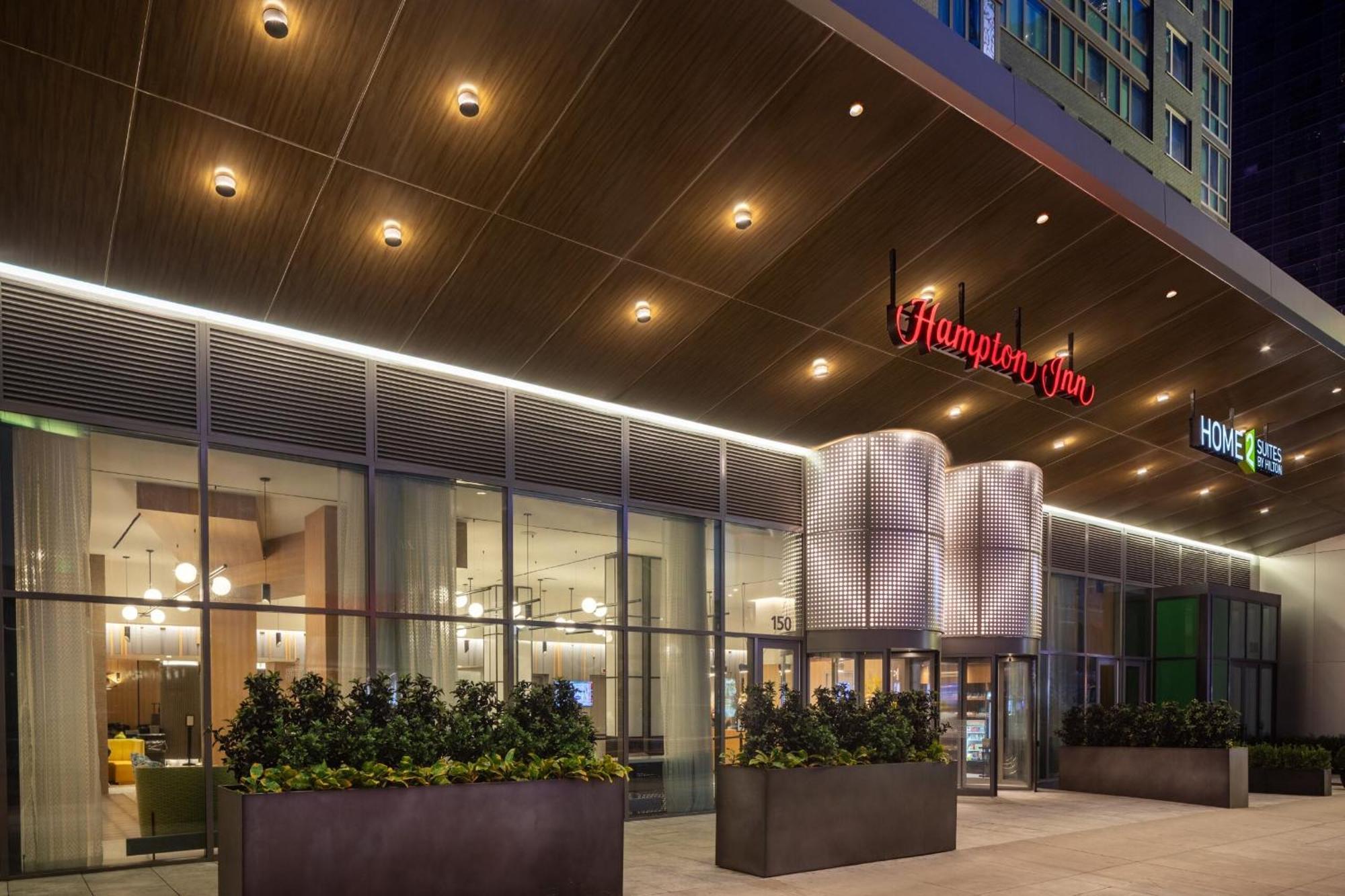 Home2 Suites By Hilton New York Times Square Kültér fotó